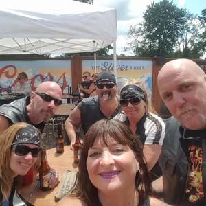 Meet your Posher, Elaine